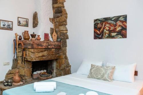3BR Triplex w Terraces Heart of Tbilisi By Wehost
