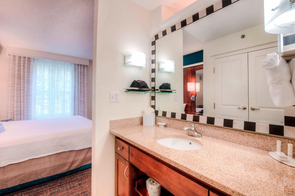 Residence Inn by Marriott Chapel Hill - photo 32