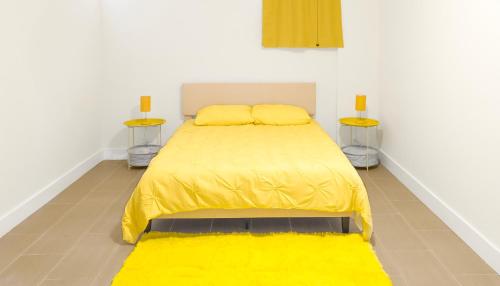 Yellow Sand Brooklyn Retreat125