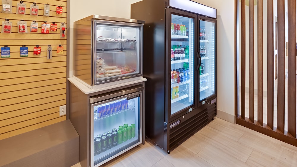 Holiday Inn Express & Suites Latta by IHG - photo 36
