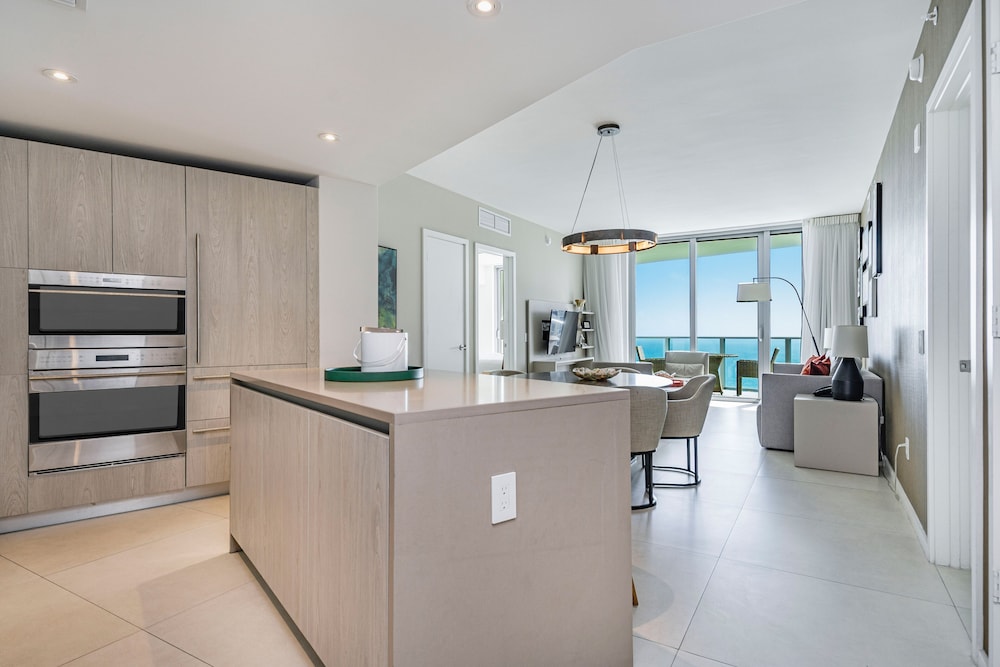 Private Ocean Condos Hyde Beach Resort - photo 45