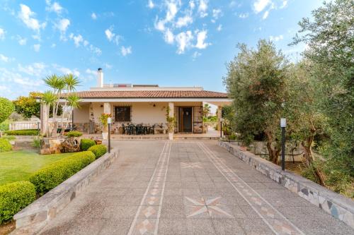 Villa Domus Olea by Just Houses SRL — 4-Star Luxury Hotel in Muro Leccese, Italy