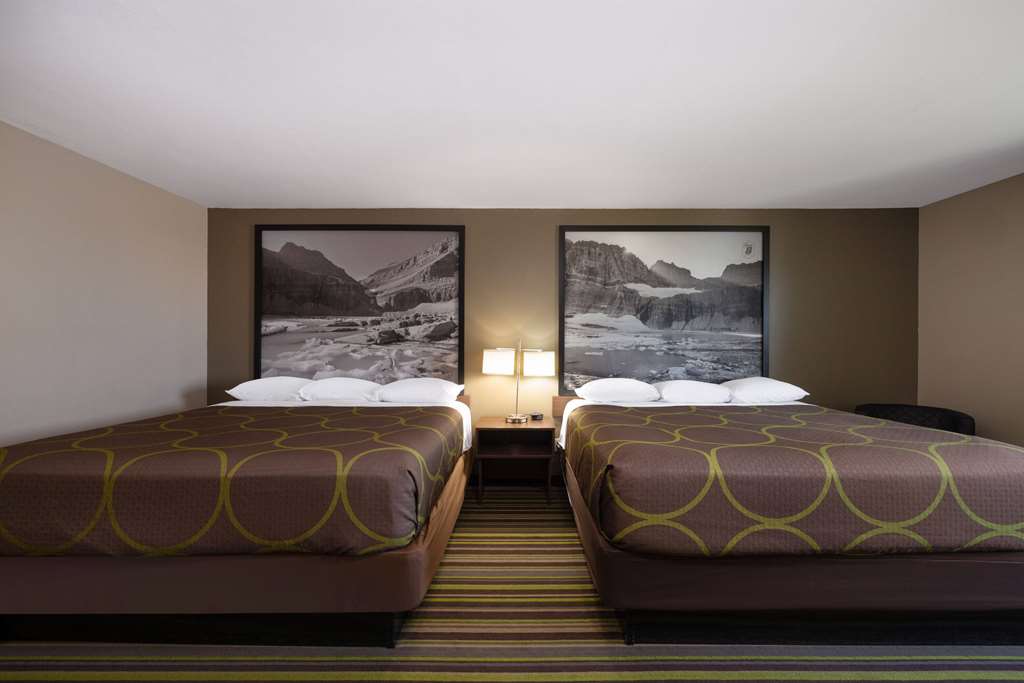 Super 8 by Wyndham Belgrade Bozeman Airport - photo 34