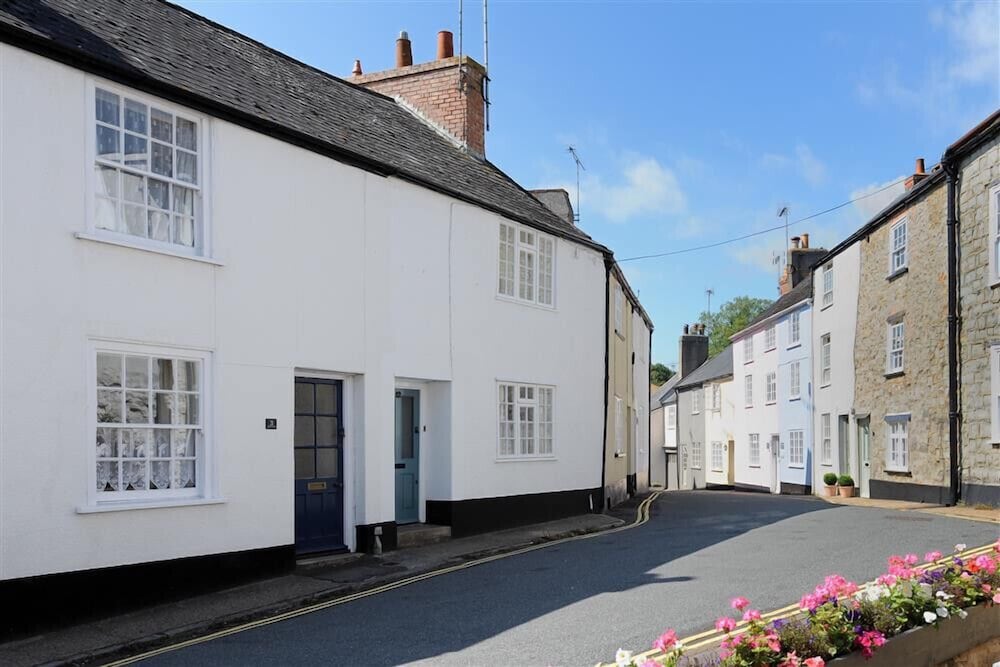 12 Mill Green in Lyme Regis, United Kingdom