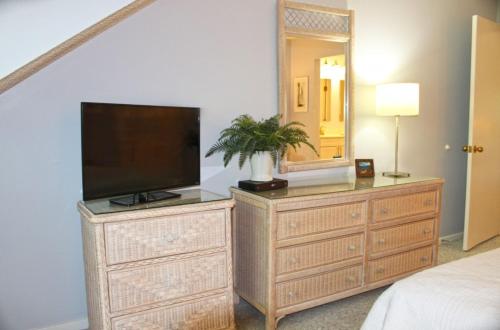 West Hyde Park - photo 23
