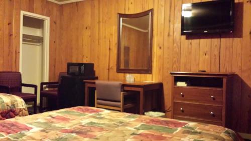 Texas Inn Motel - photo 36