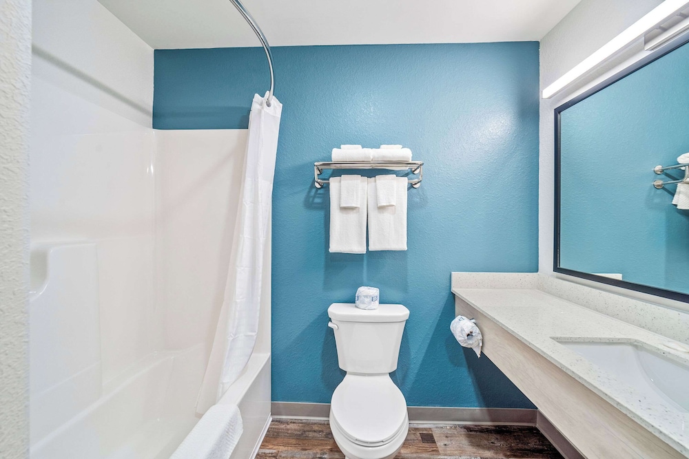 Woodspring Suites Fort Myers Cape Coral - photo 36