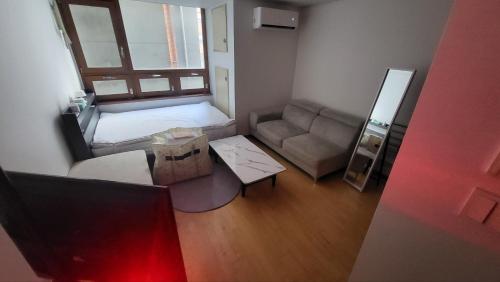 4 2323 #Gangnam Stn 5 min #Yeoksam Stn 3 min #OTT — 4-Star Luxury Hotel in Seoul, South Korea