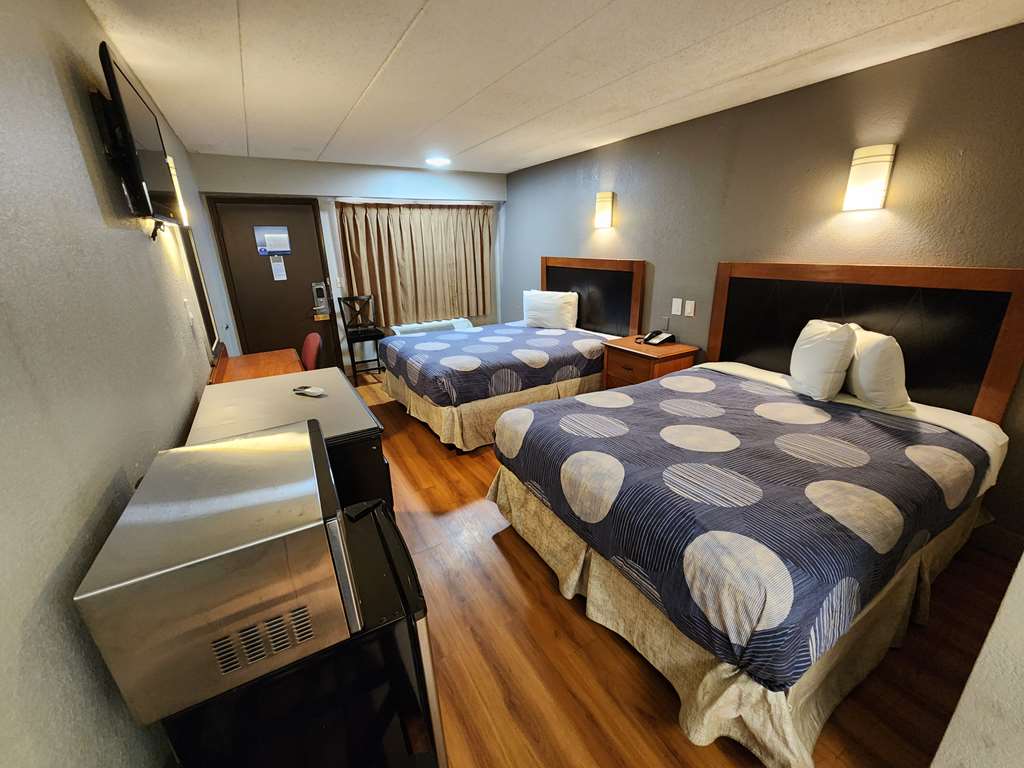 Americas Best Value Inn & Suites Little Rock at Scott Hamilton Dr - photo 21