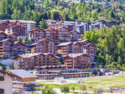Apartment Le Refuge 1 by Interhome — 5-Star Luxury Hotel in Basse-Nendaz, Switzerland
