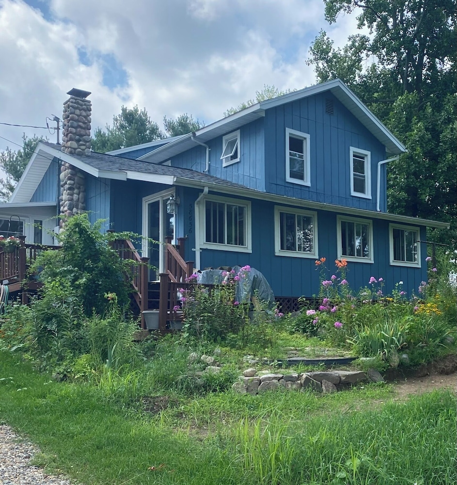 Inn Between the Lakes - featured photo
