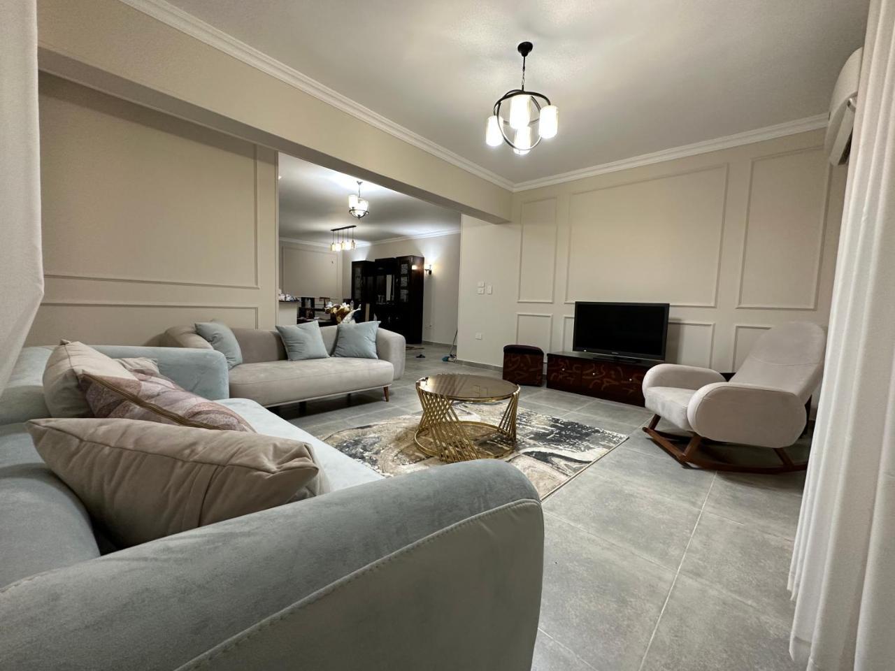 Stylish 3rd Floor Apartment in the Heart of New Cairo — 4-Star Luxury Hotel in Cairo, Egypt