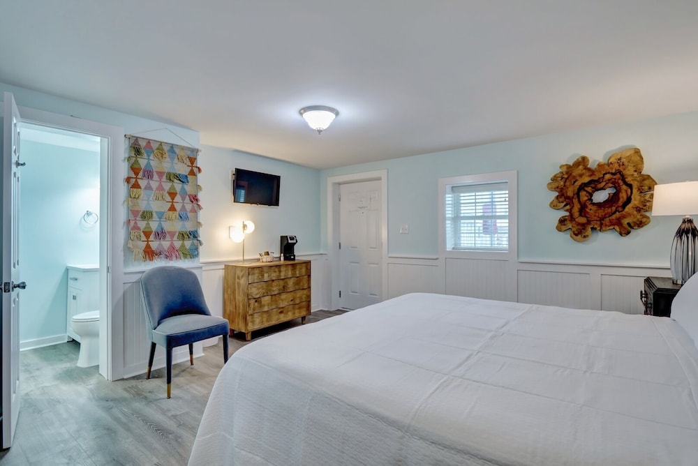 Loggerhead Inn and Suites - photo 7