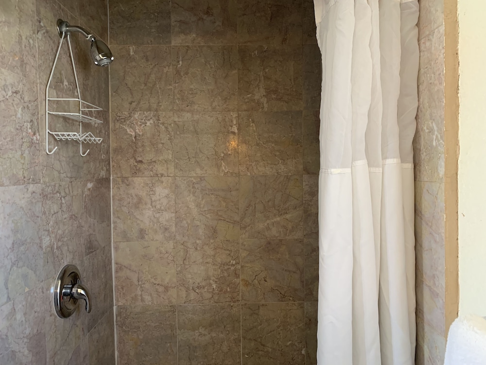 Budget Inn and Suites El Centro - photo 17