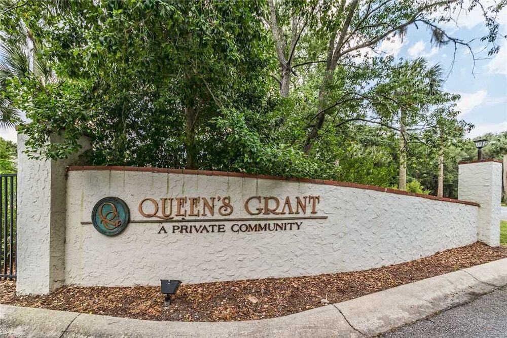 Queens Grant 644 Two Bedroom Condo — 4-Star Luxury Hotel in Hilton Head Island, United States