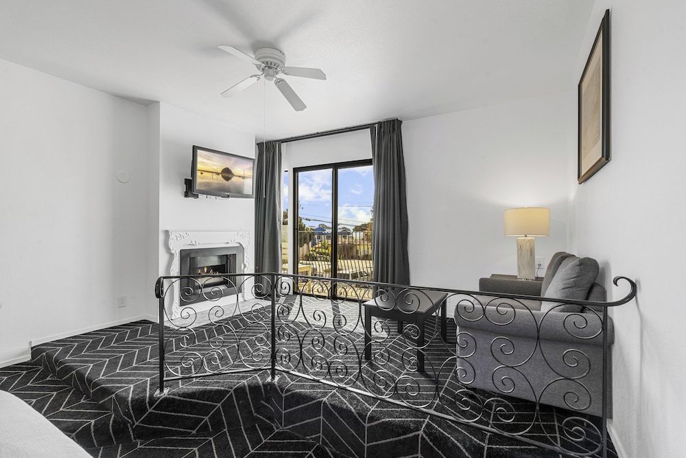 Masterpiece Hotel - photo 53