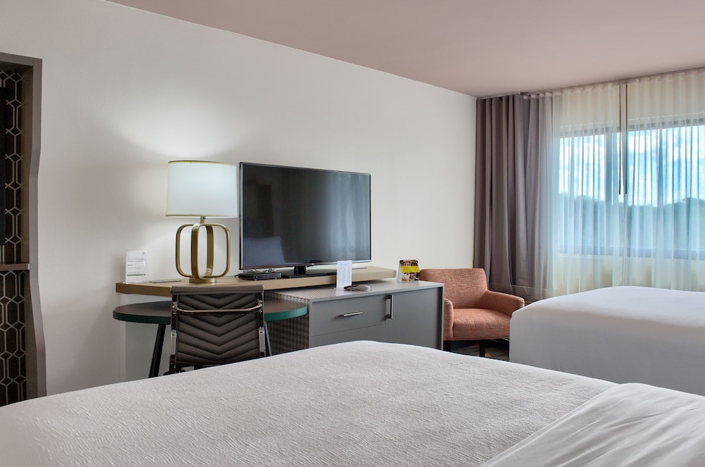 Holiday Inn Mobile West I 10 by IHG - photo 18