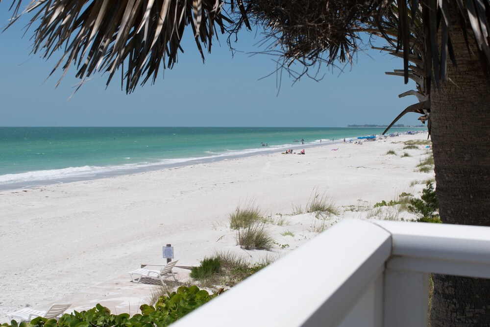 Beach House Resort 5 by RedAwning - photo 23