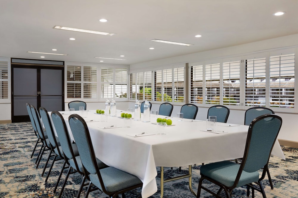Hilton Garden Inn Monterey - photo 70