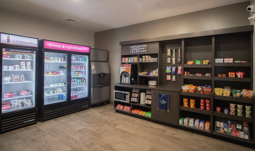 Candlewood Suites Louisville North by IHG - photo 36