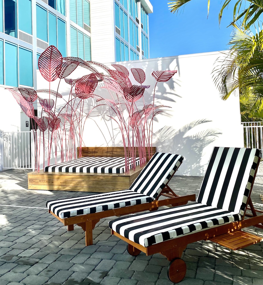 Kompose Boutique Hotel - photo 30