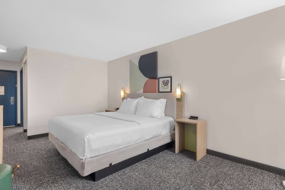 Spark by Hilton Fredericksburg Southpoint - photo 15