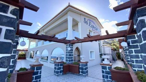 Só Espeto Accommodation Rooms in Santa Cruz, Portugal