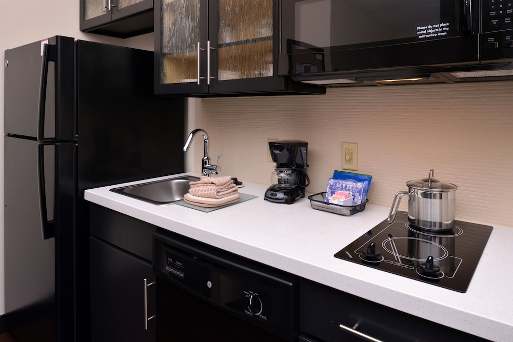 Candlewood Suites Morgantown Univ West Virginia By Ihg - photo 20