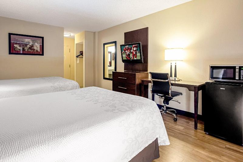 Red Roof Inn Wichita East - photo 37