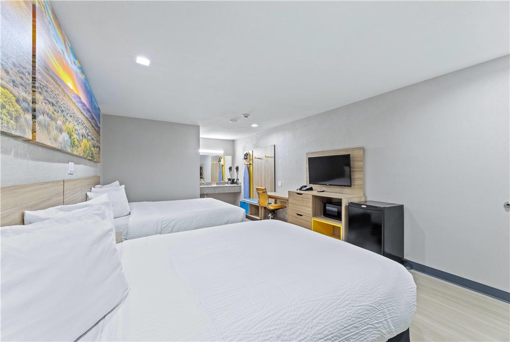 Days Inn by Wyndham McKinney - photo 27