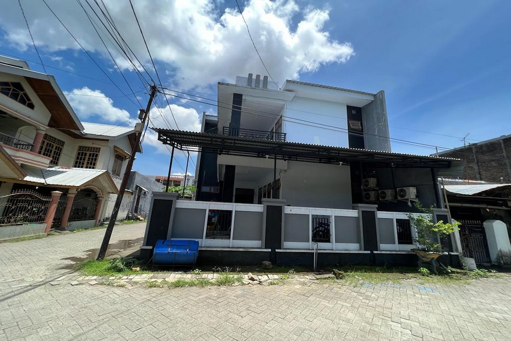 Hotel O Widan Homestay in Samarinda, Indonesia