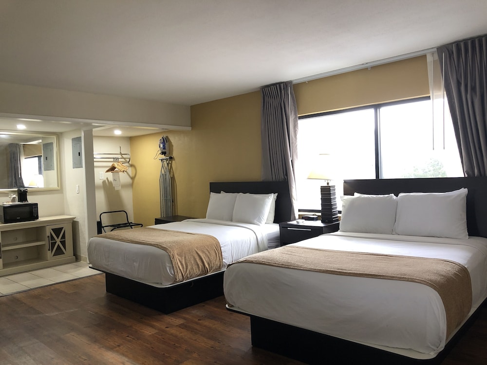 Ocean Reef Hotel - photo 17