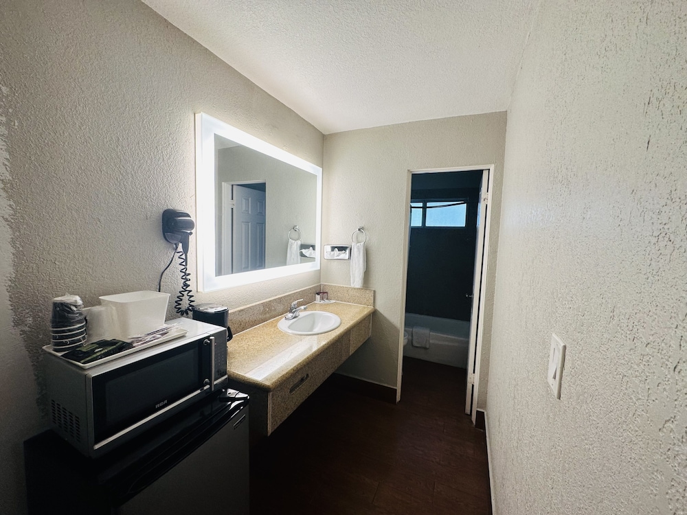 Casa Blanca Hotel and Suites Orange - photo 44