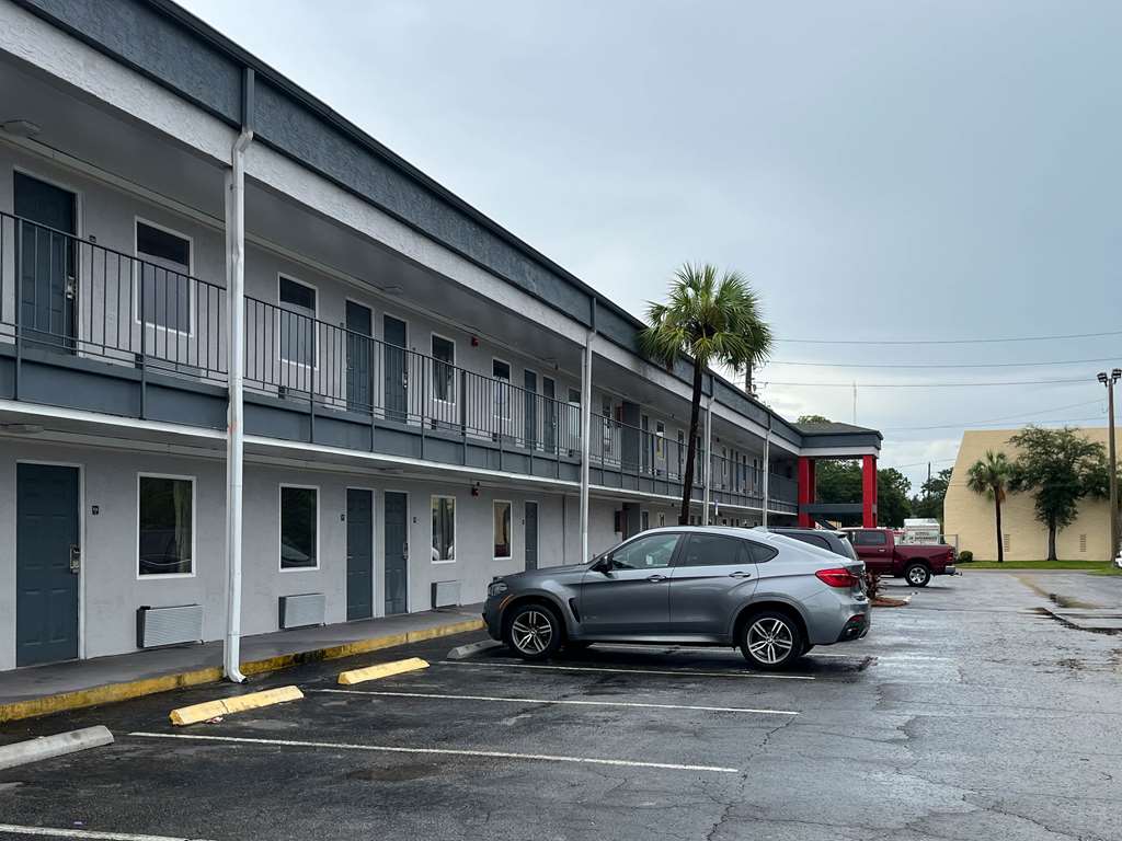 Motel 6 New Port Richey FL - photo 8