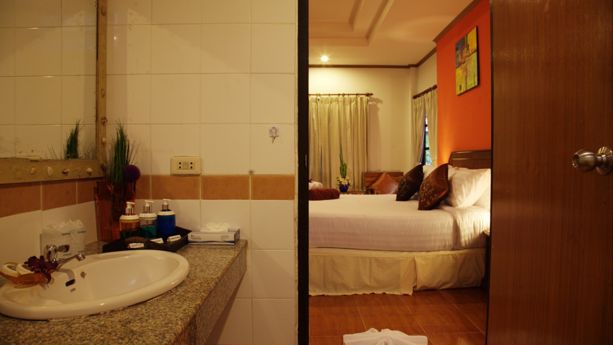 Lanta Garden Hill Resort Apartments — Ko Lanta