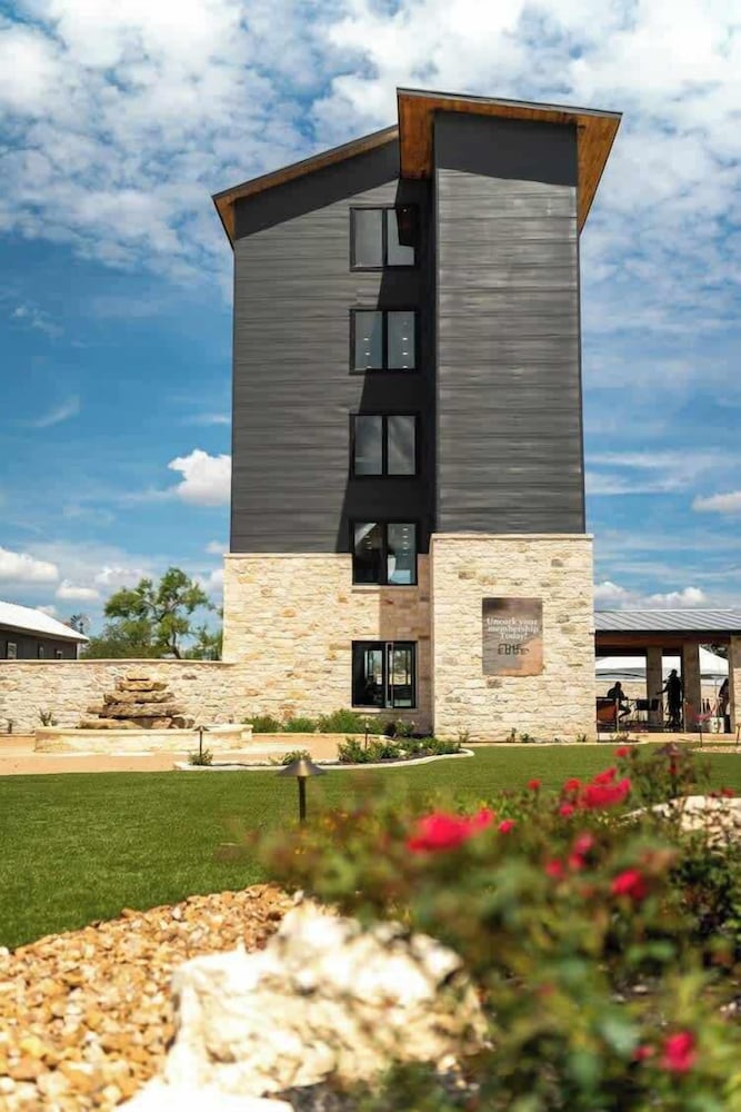 Resort at Fredericksburg Unit 28 - photo 25