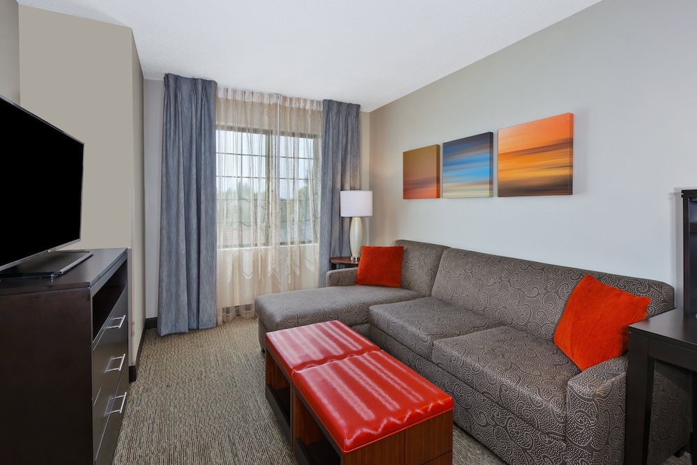 Staybridge Suites Detroit Utica by IHG - photo 20