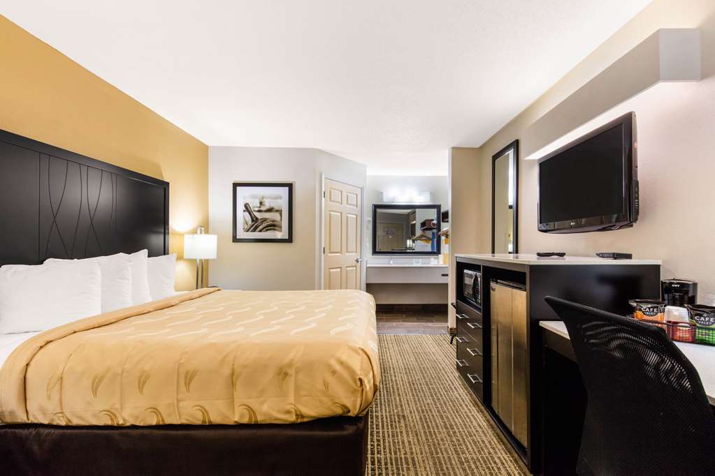 Quality Inn Trussville I 59 exit 141 - photo 15