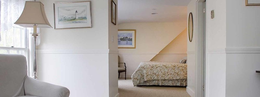 The Ashley Inn - photo 13