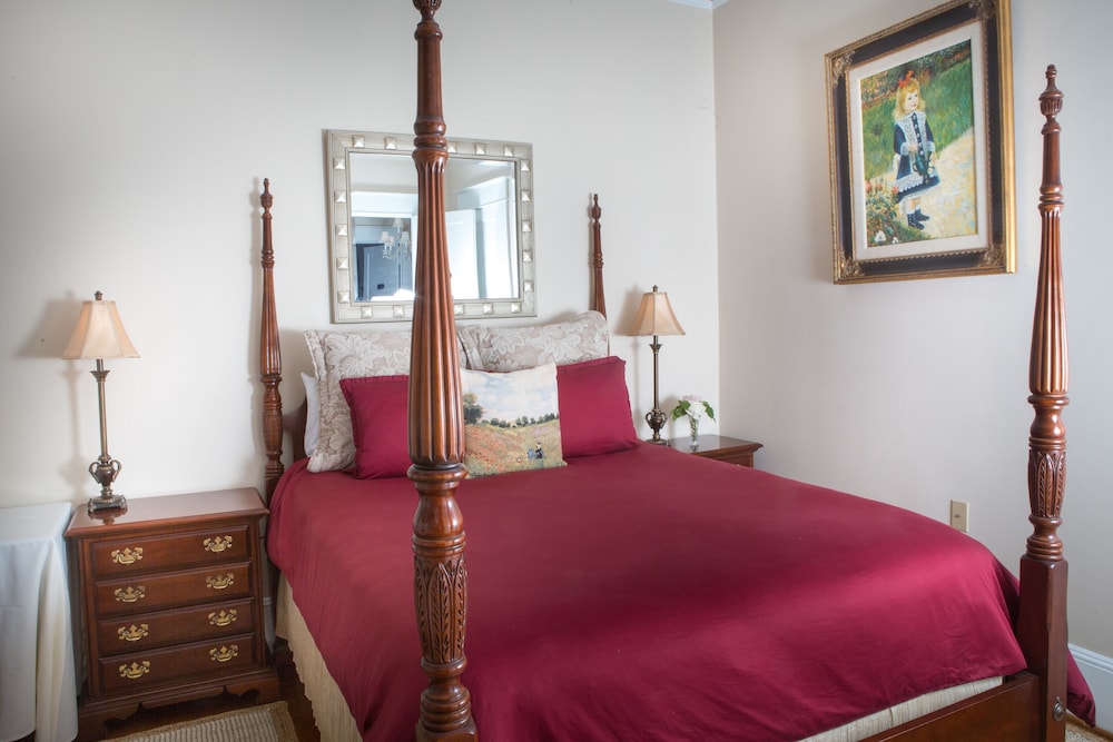 Burke Manor Inn & Pavilion - photo 10
