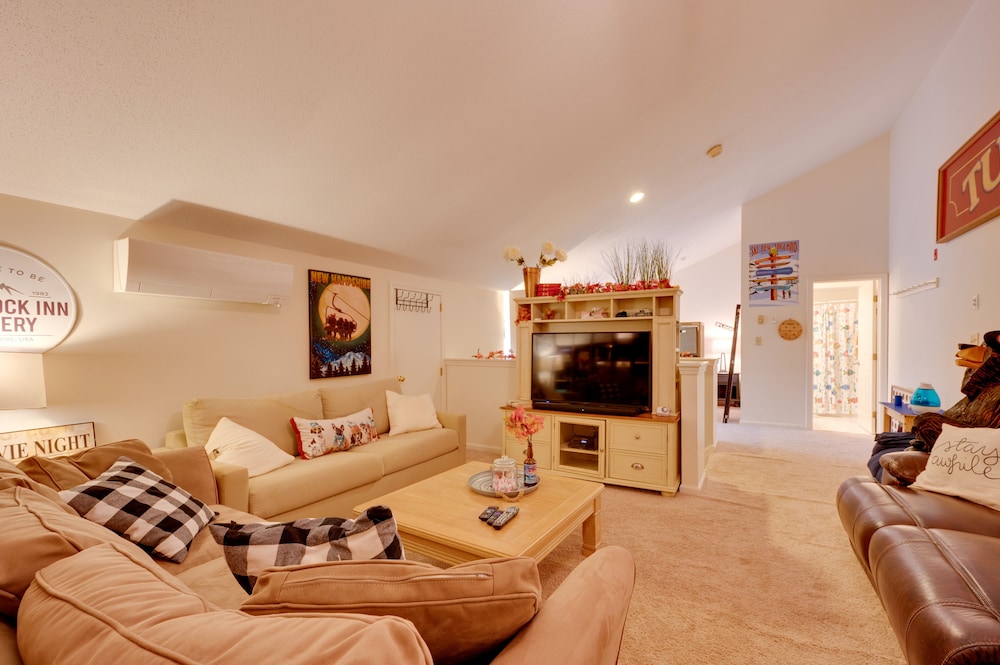 Lincoln Condo 2 Mi to Loon Mountain Resort - photo 13
