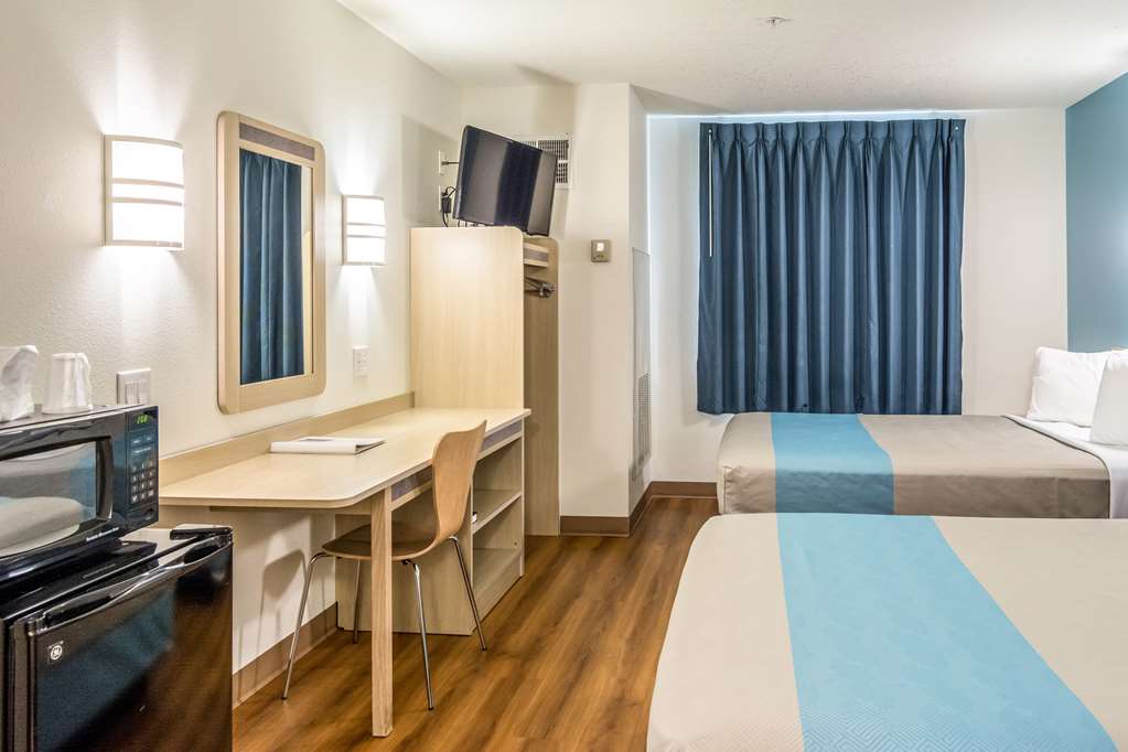 Motel 6 Lincoln City OR - photo 21