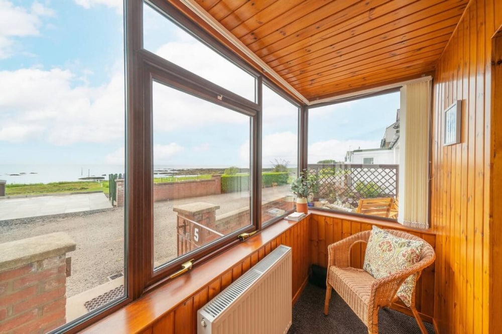 Bellrock View Traditional Coastal Retreat — Carnoustie — photo 2