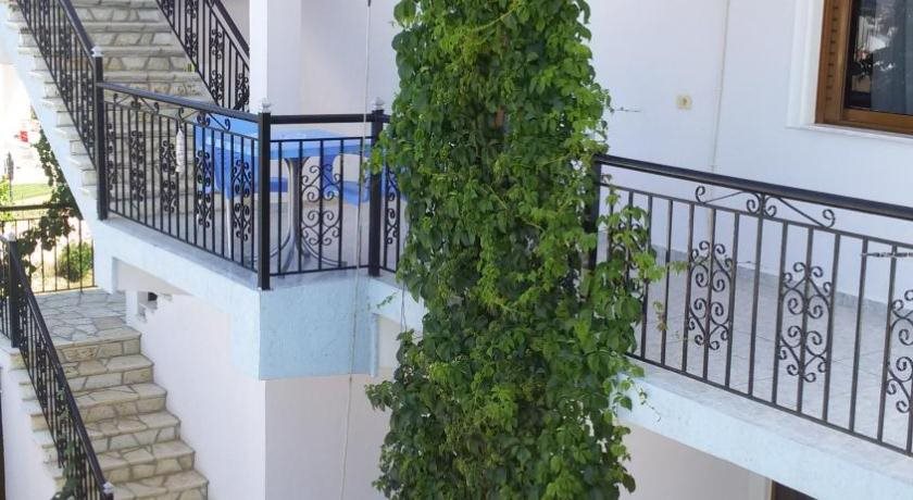 Green Apartments — 4-Star Luxury Hotel in Ksamil, Albania