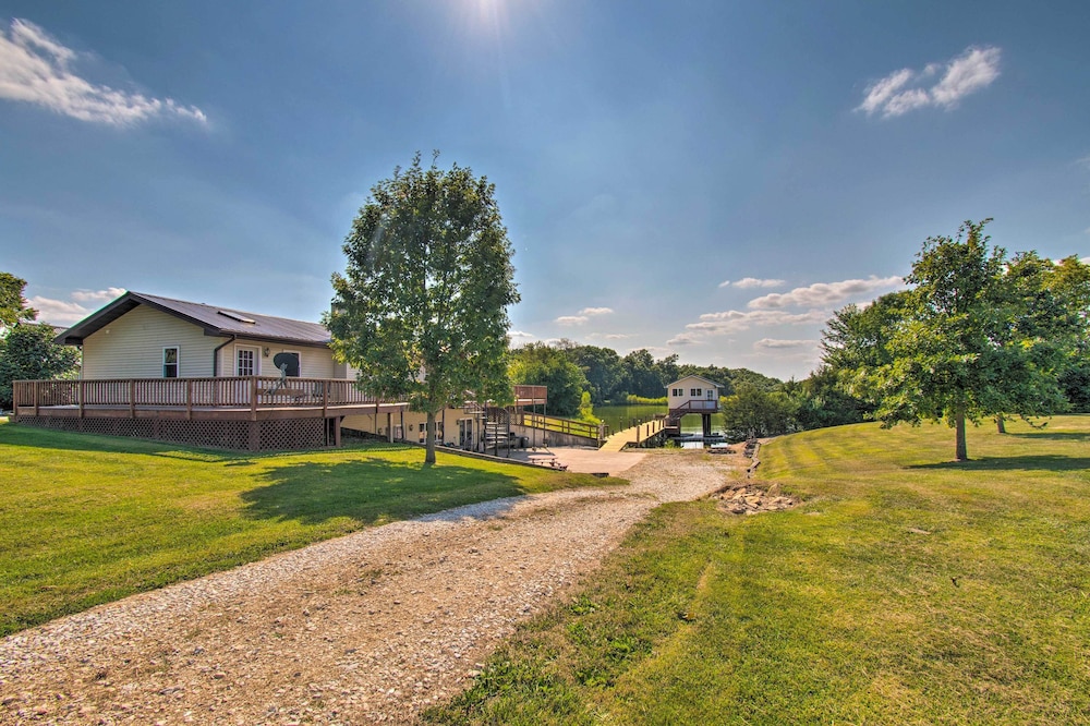 Idyllic Mt Sterling Retreat with Private Lake pet-friendly hotel Buckhorn