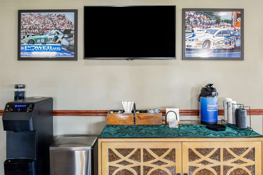 Best Western Lakewood Inn - photo 29