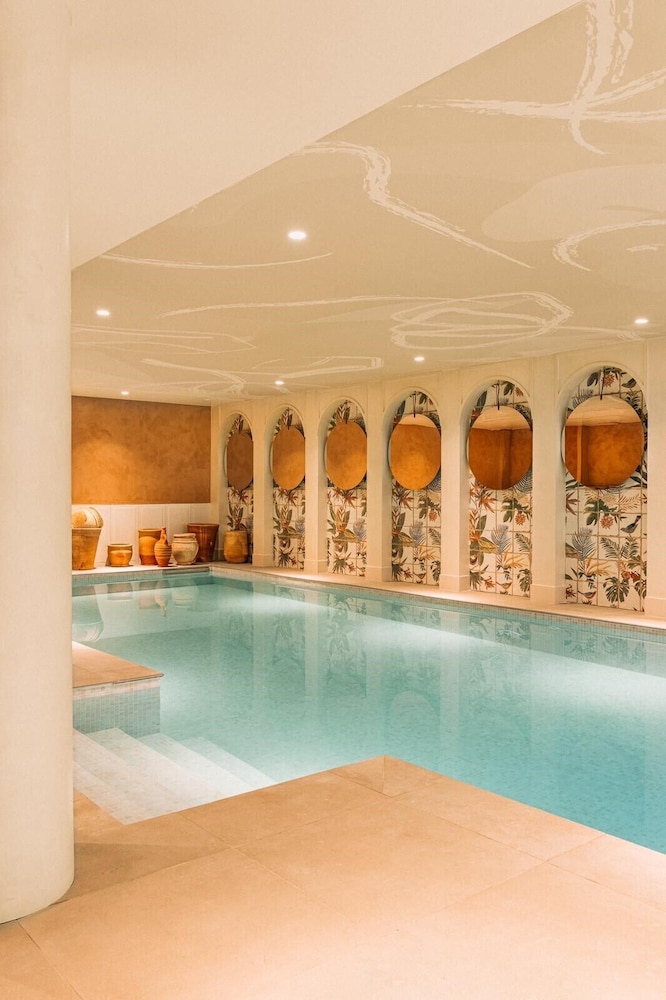 Bloom House Hotel & SPA