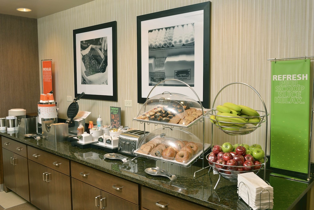 Hampton Inn Springfield Southeast - photo 25