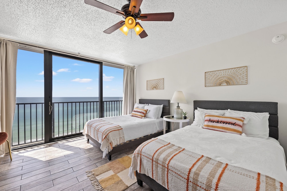 Sandpiper Beacon Beach Resort - photo 80