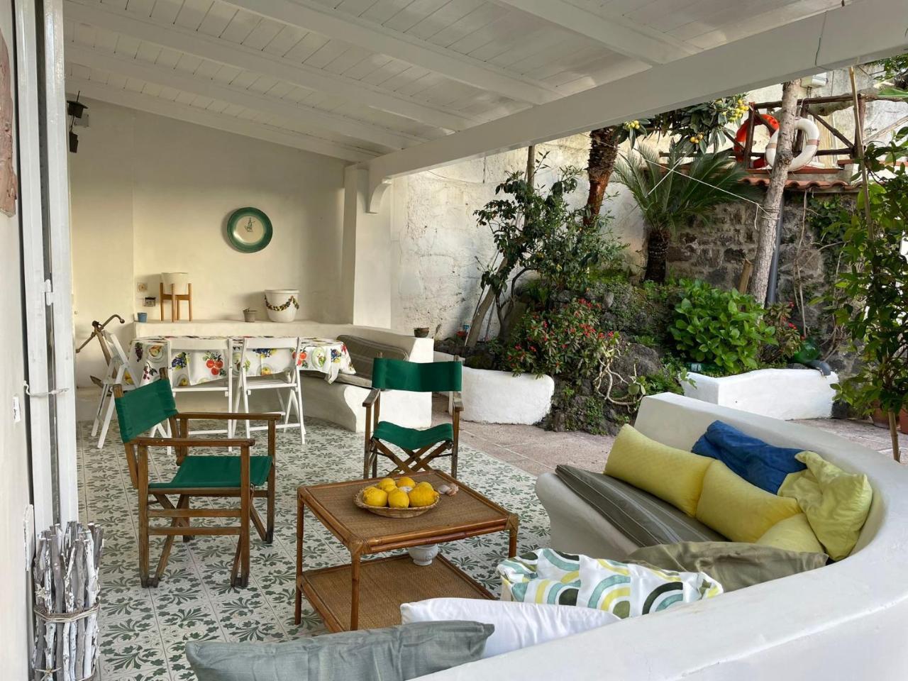 Channel House — 4-Star Luxury Hotel in Ischia, Italy
